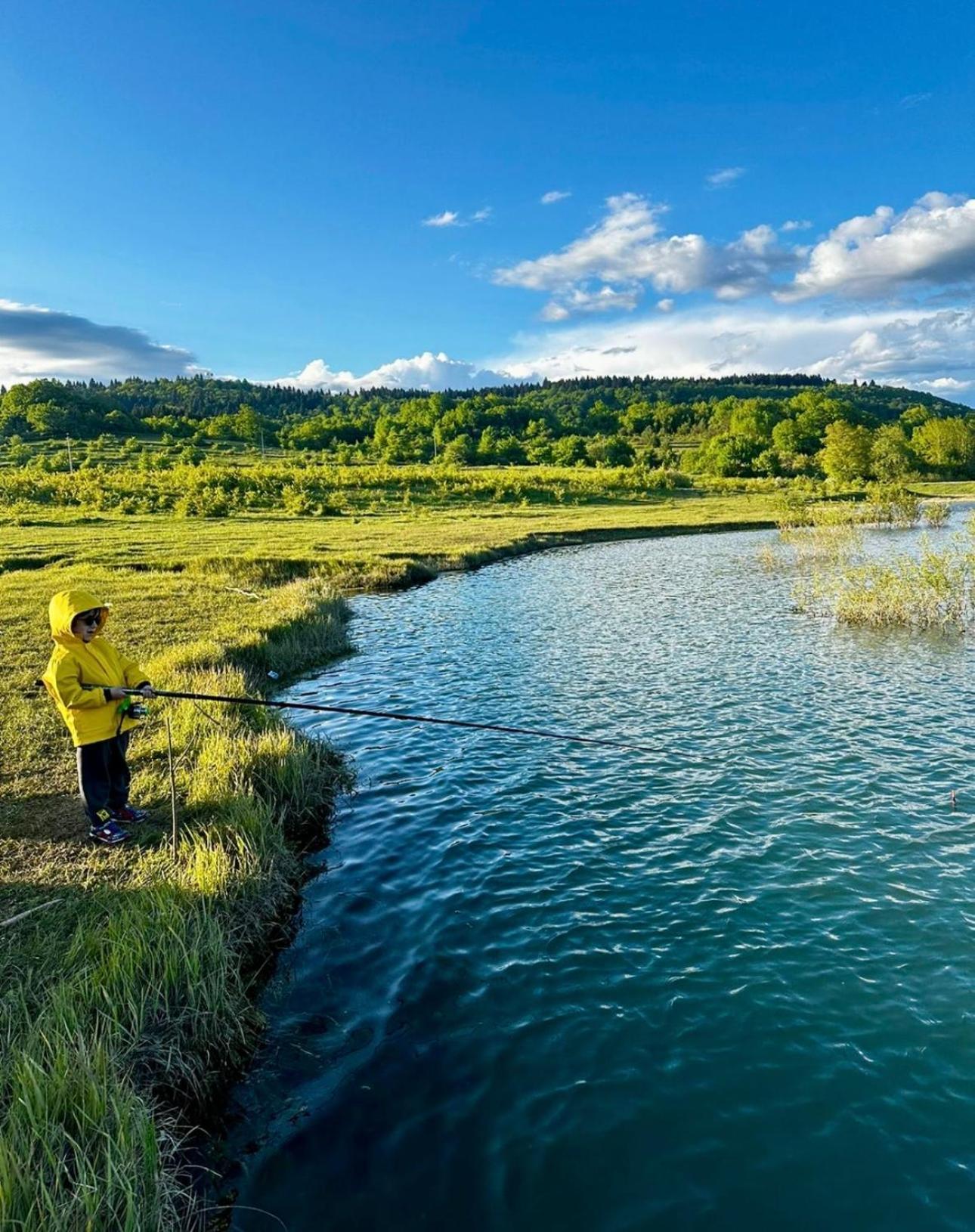 Vila Wild Escape Racha Ambrolauri Exteriér fotografie